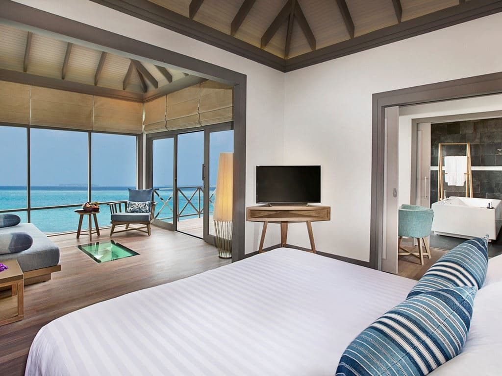 rooms-sunset-water-villas-with-infinity-pools