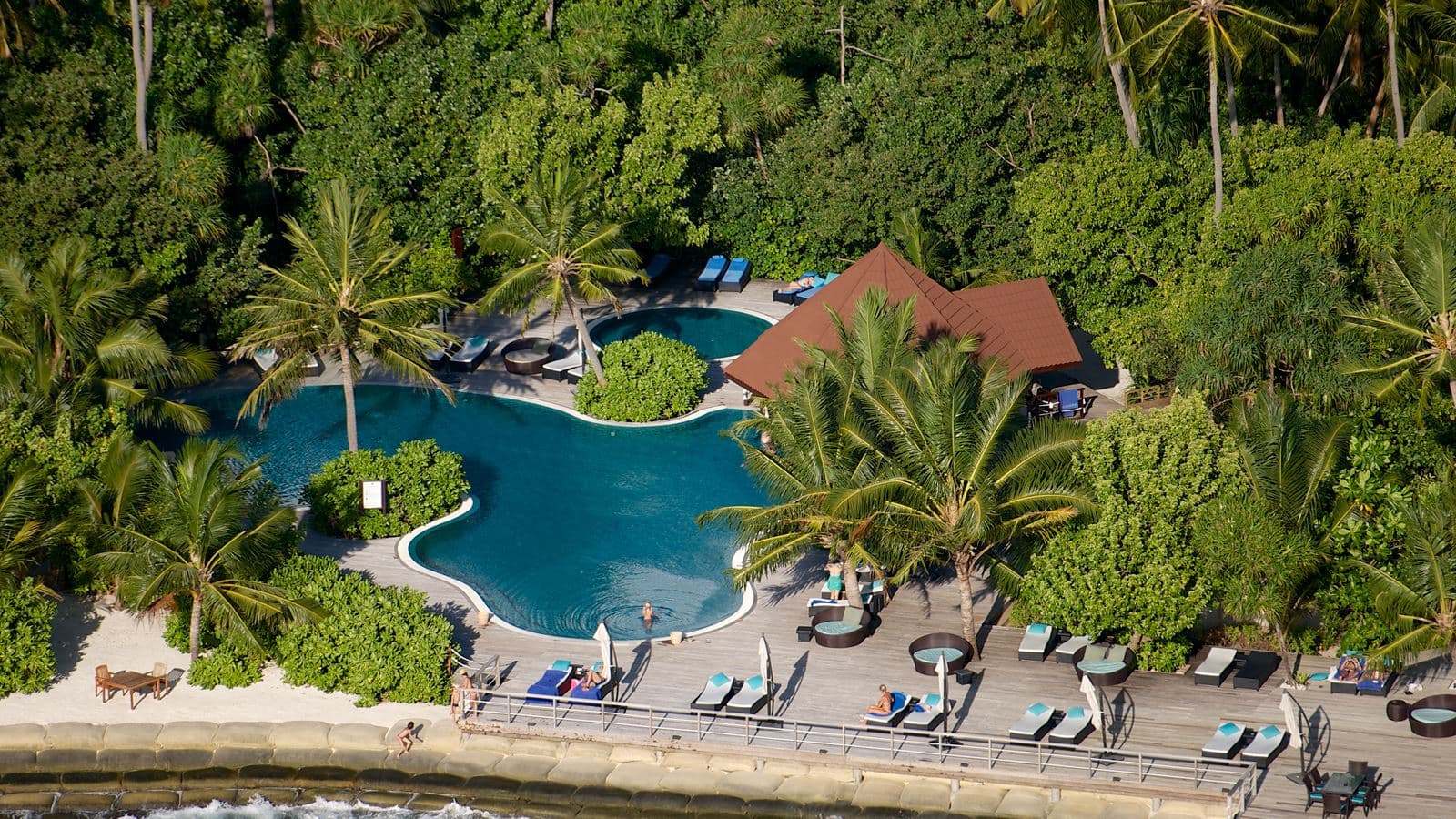 pools-outdoor-pool