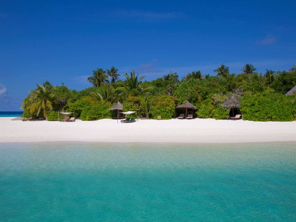 rooms-beach-villa