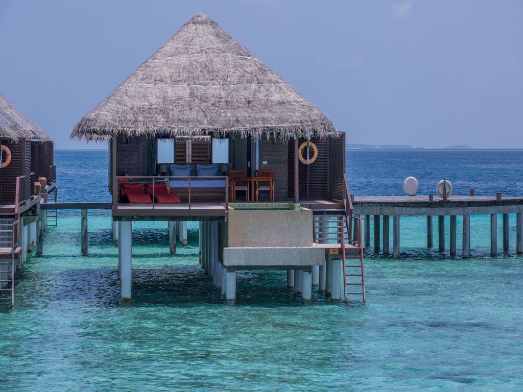 rooms-water-villa-with-pool
