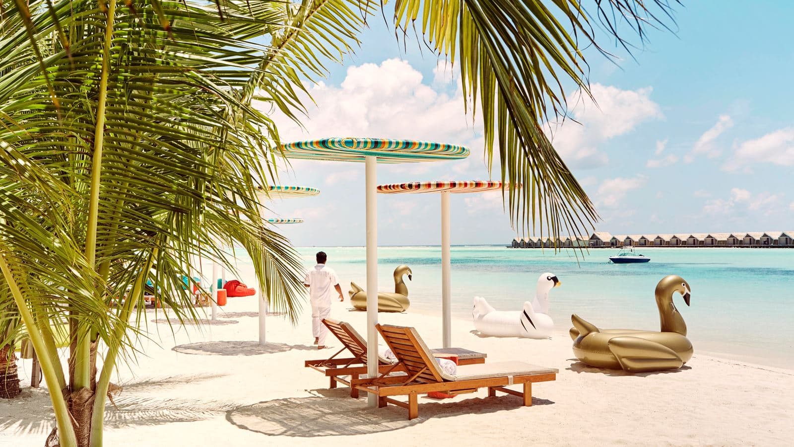 restaurants-lagoon-bar