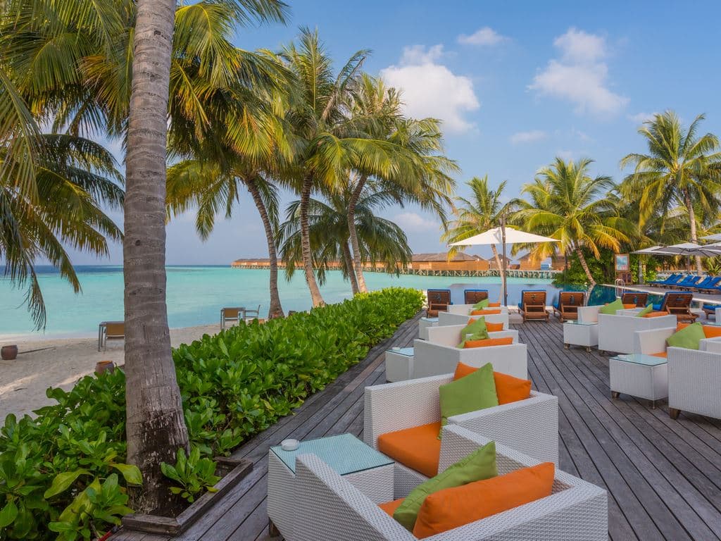 bars-sunset-bar-adults-only