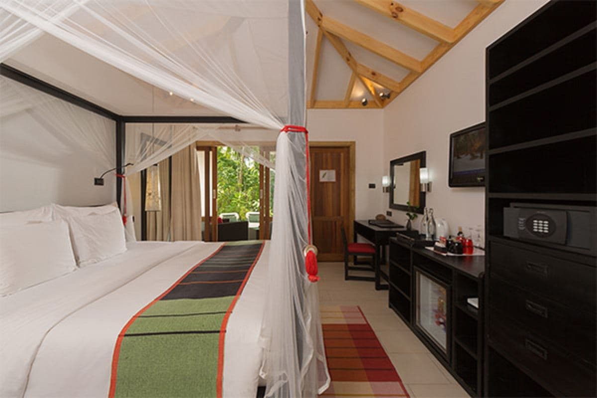 rooms-garden-room