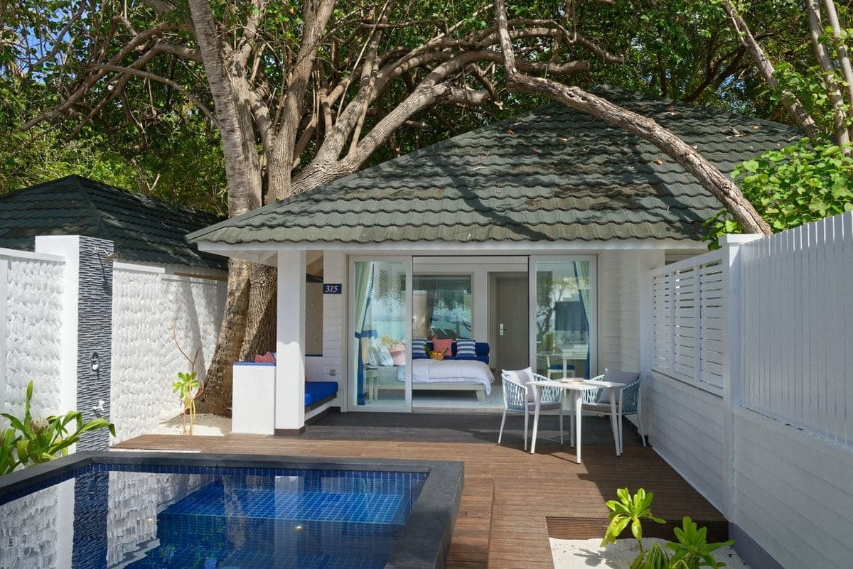 rooms-sunset-beach-pool-villa