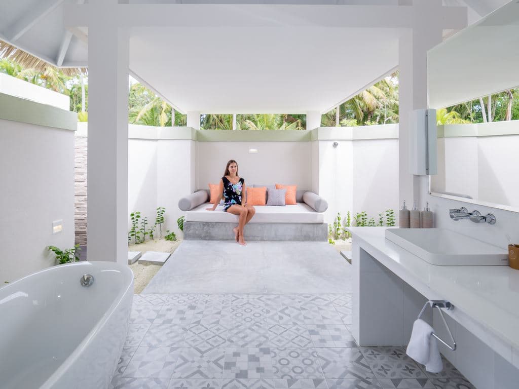 rooms-grand-beach-suite-with-pool