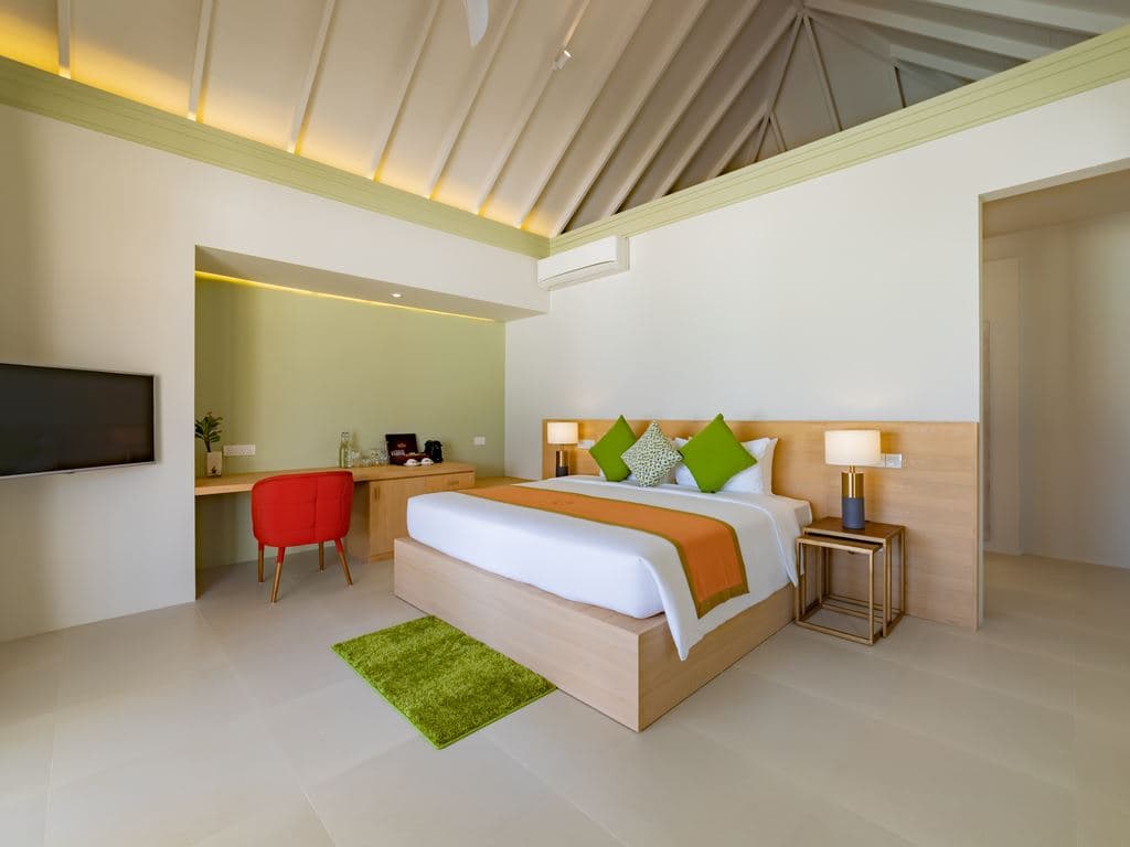 rooms-grand-beach-villa-with-pool