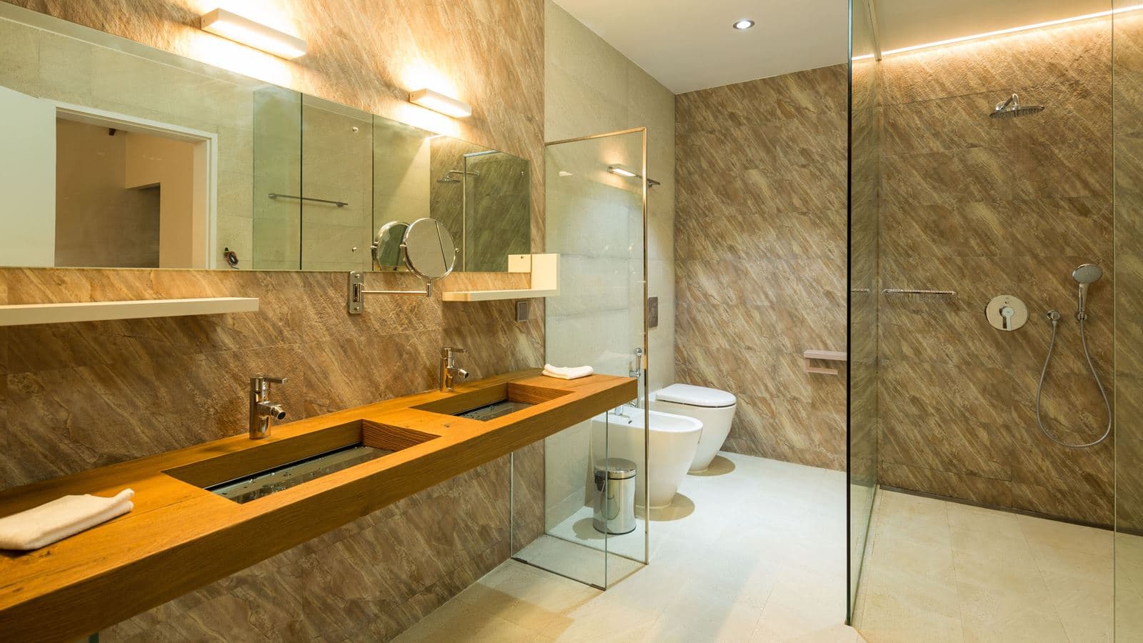rooms-lagoon-suite-with-slide
