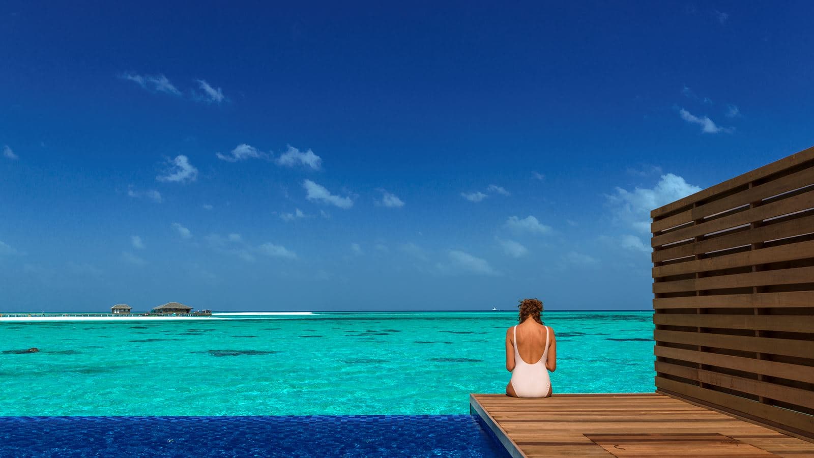 rooms-lagoon-suite-pool
