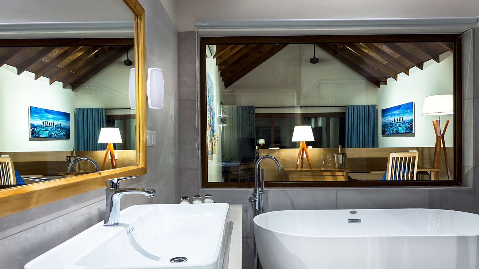 rooms-water-villa