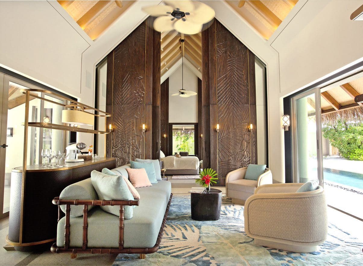 rooms-luxury-beach-villa-with-pool