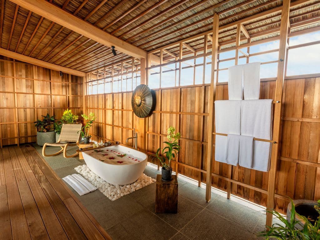rooms-ocean-pool-residence-single-bedroom