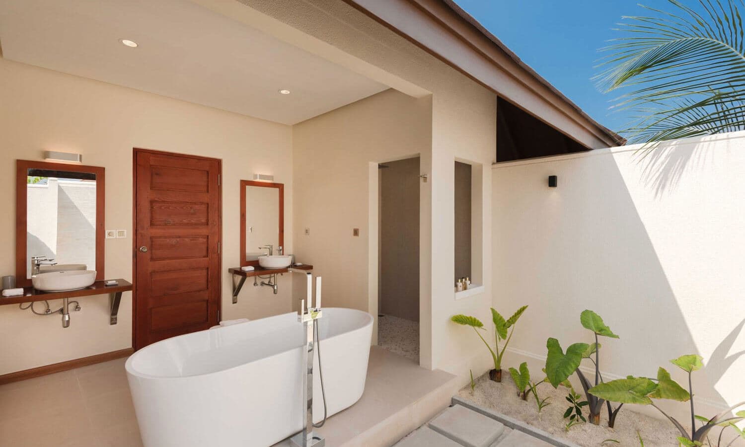 rooms-two-bedroom-beach-villa