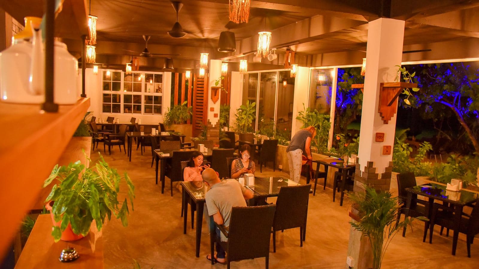 restaurants-the-kettle