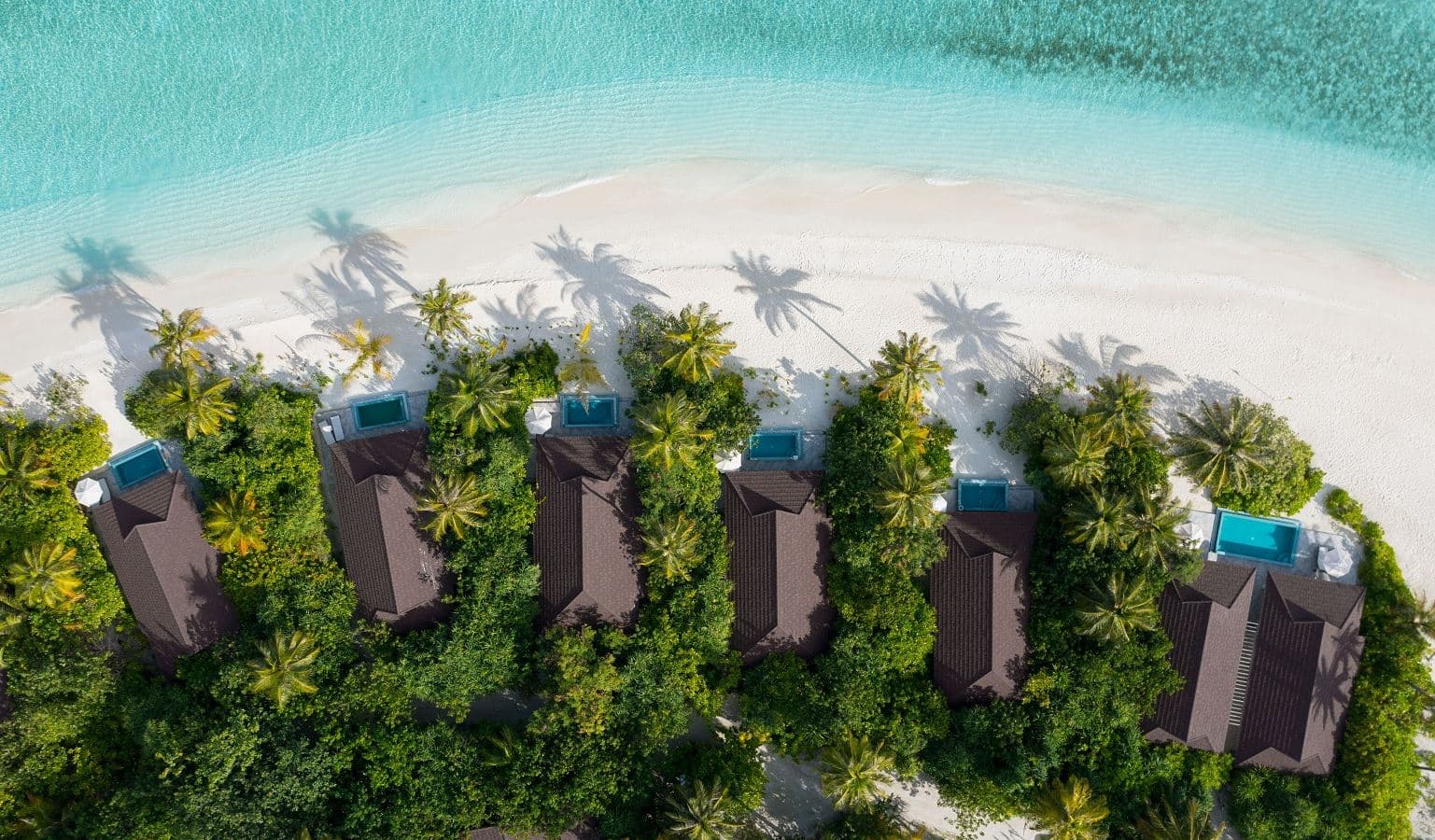 rooms-lagoon-beach-villa-with-pool
