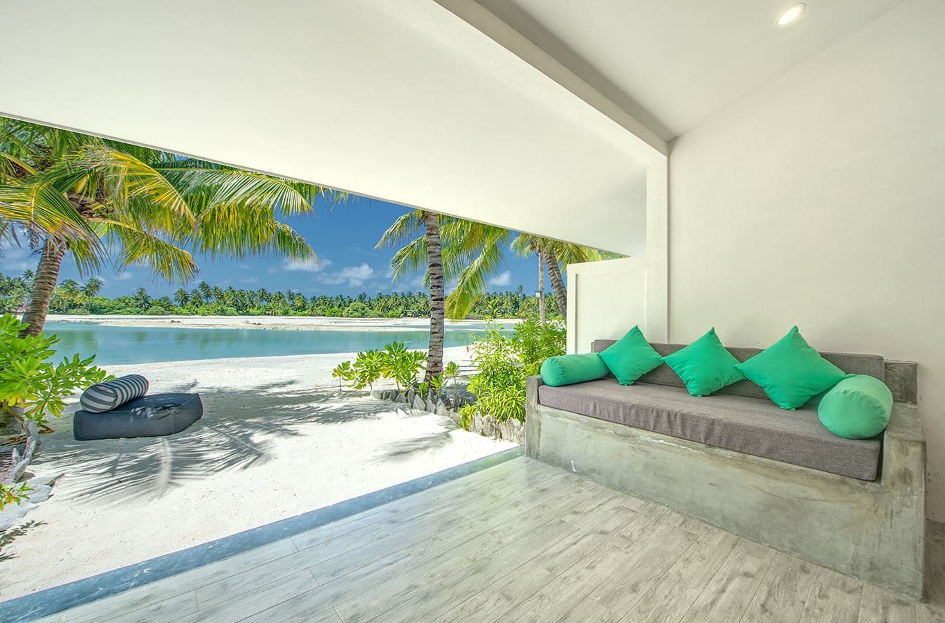 rooms-lake-view-villa