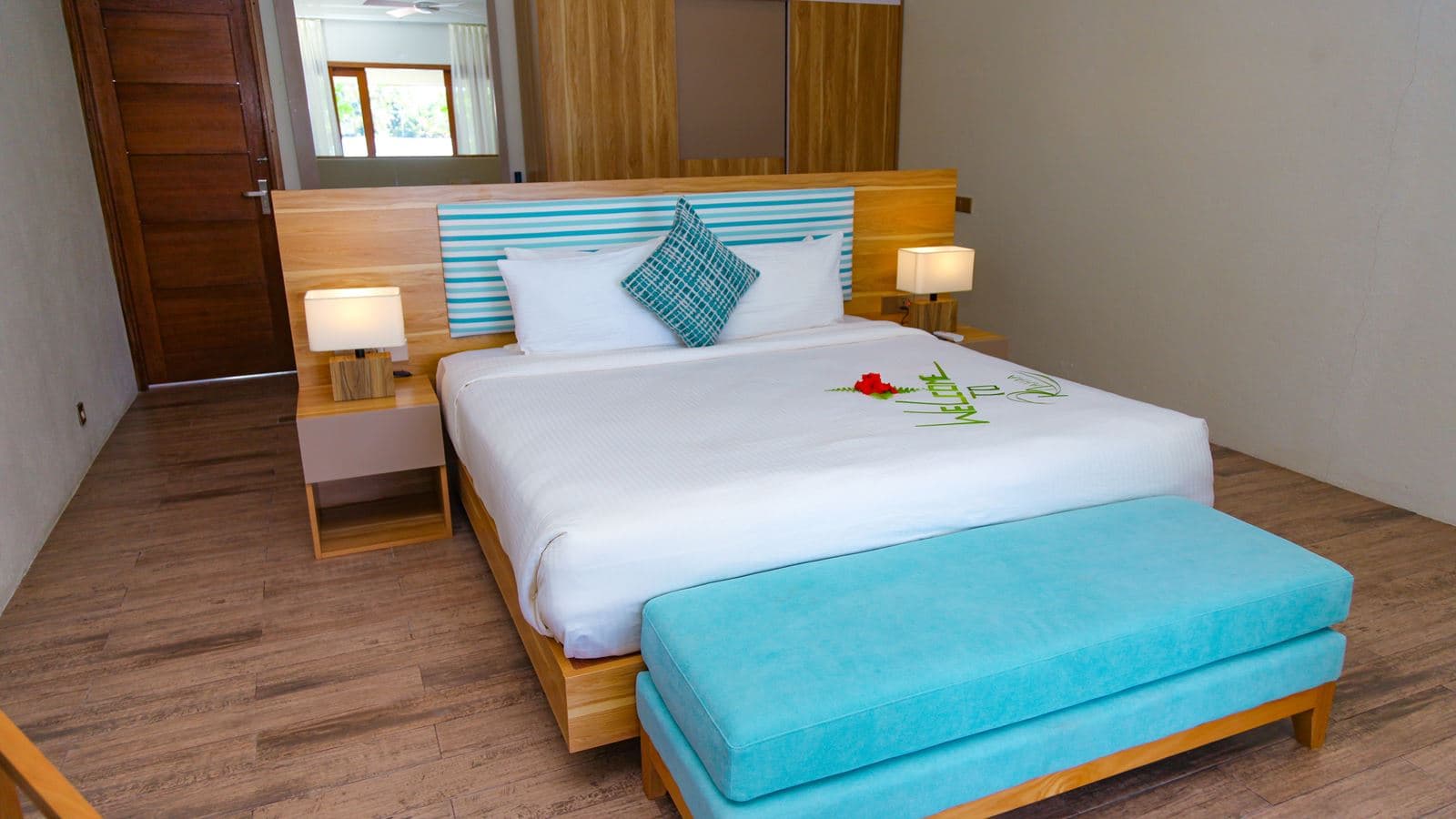 rooms-lake-view-villa