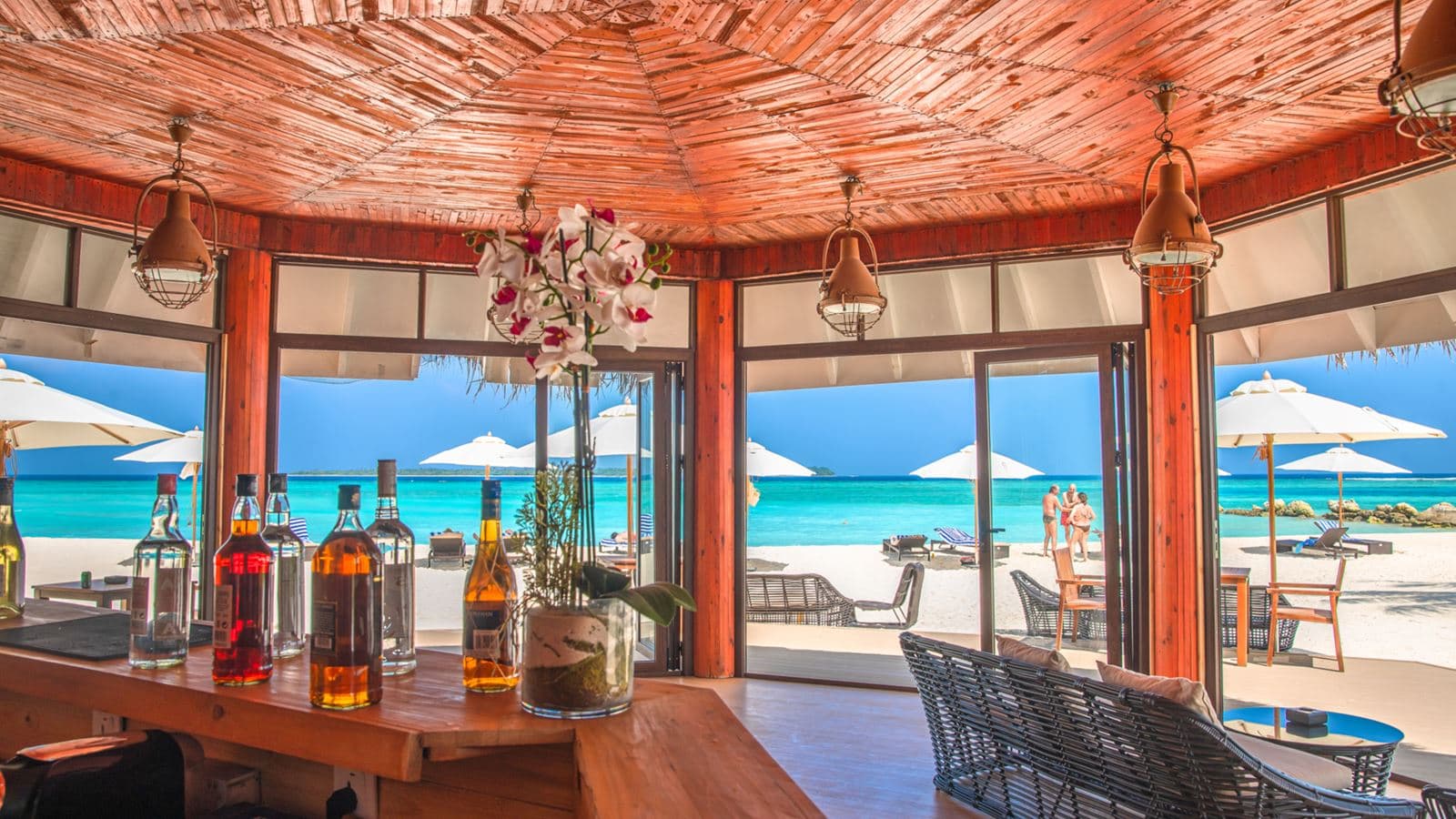 bars-beach-bar