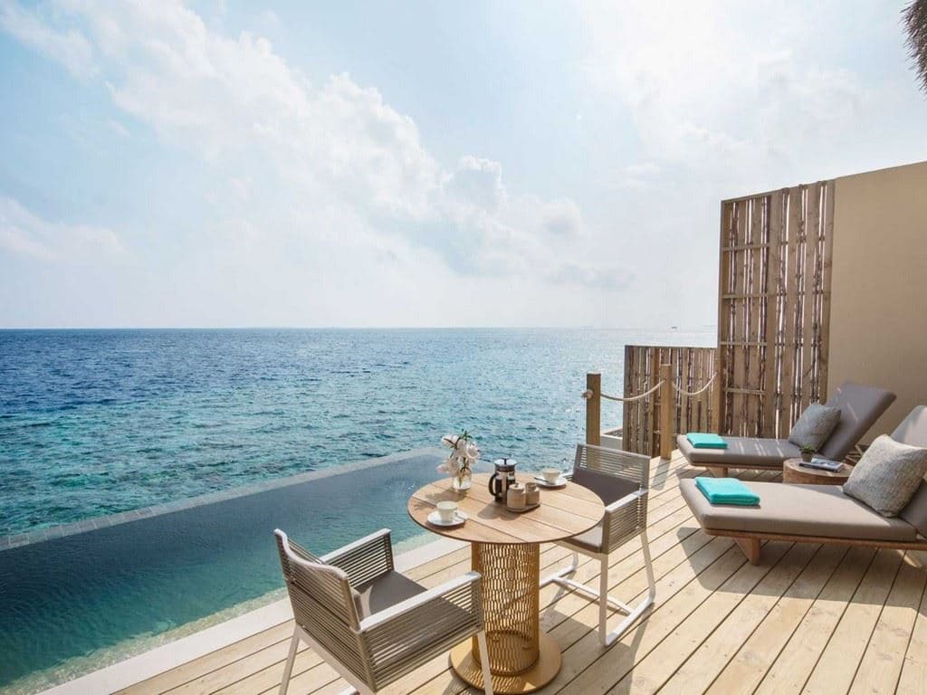 rooms-sunset-one-bedroom-lagoon-pool-villa