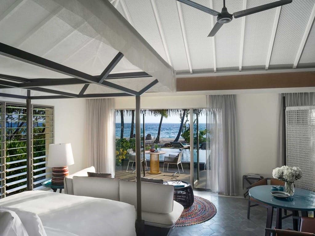 rooms-beach-pool-villa