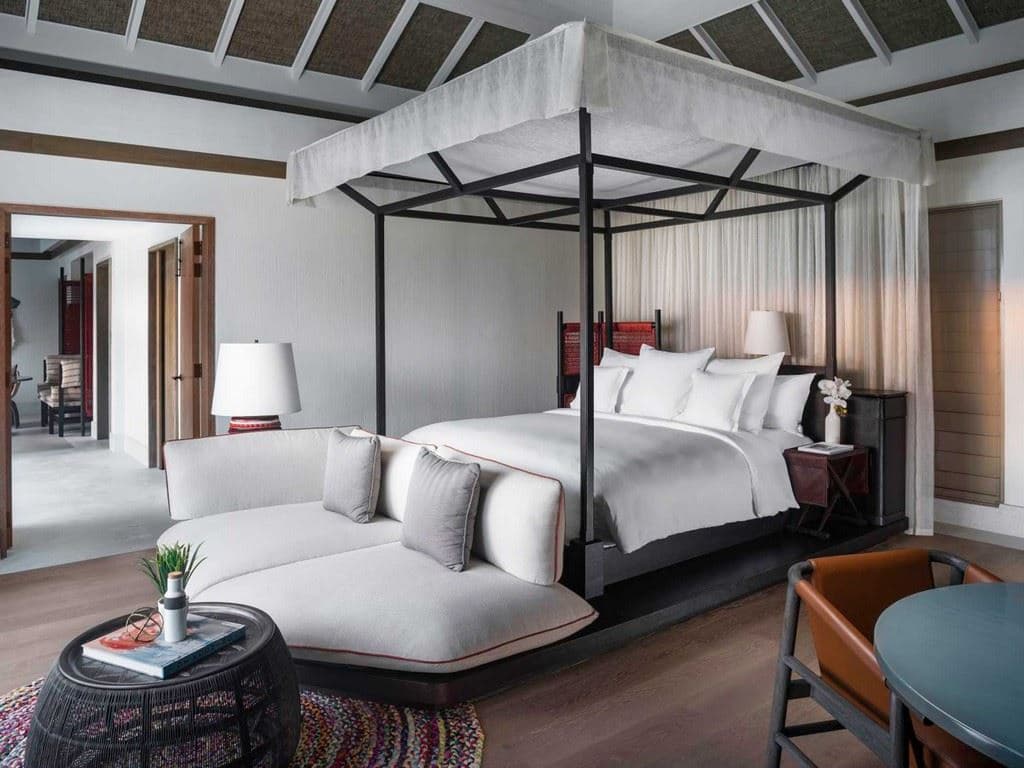 rooms-one-bedroom-beach-pool-villa