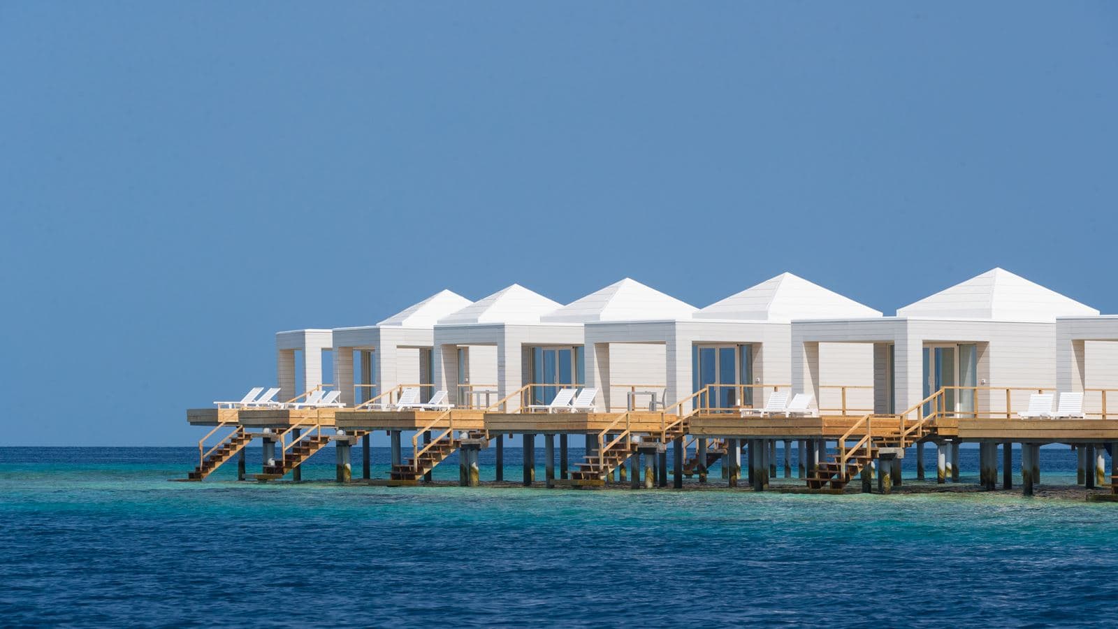 rooms-water-villa