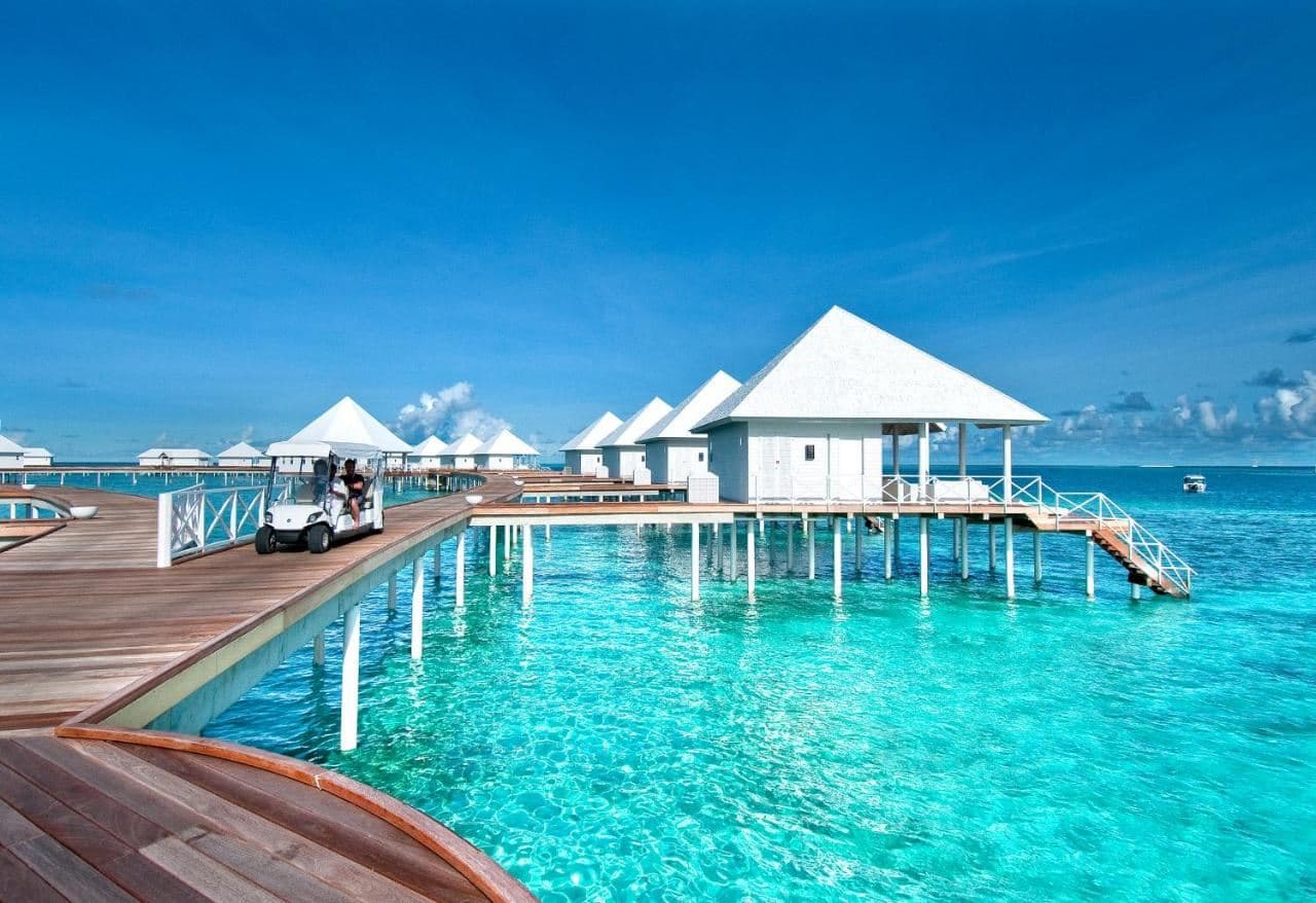 rooms-water-villa