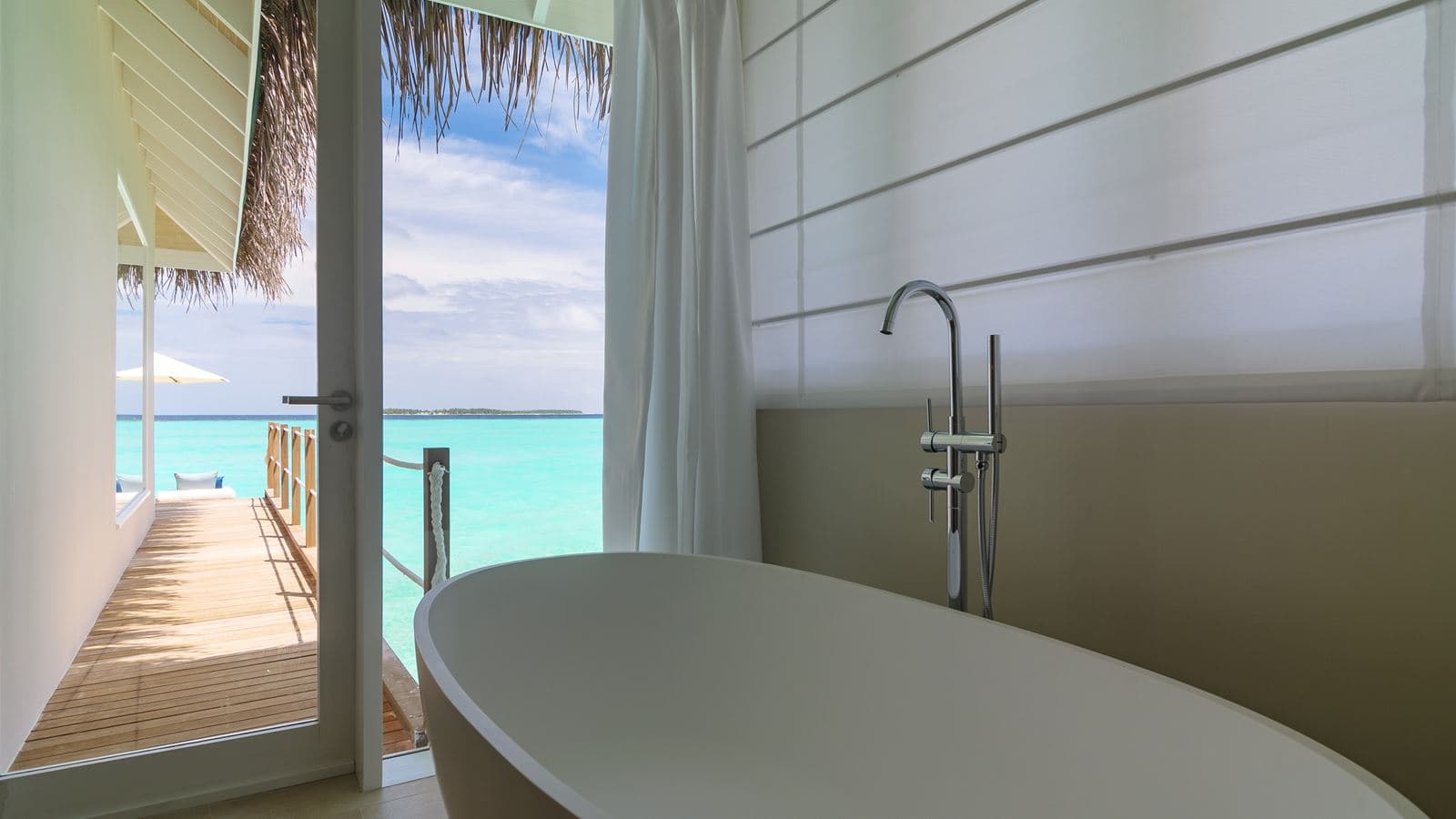 rooms-water-villa
