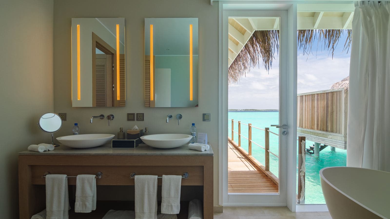 rooms-water-villa
