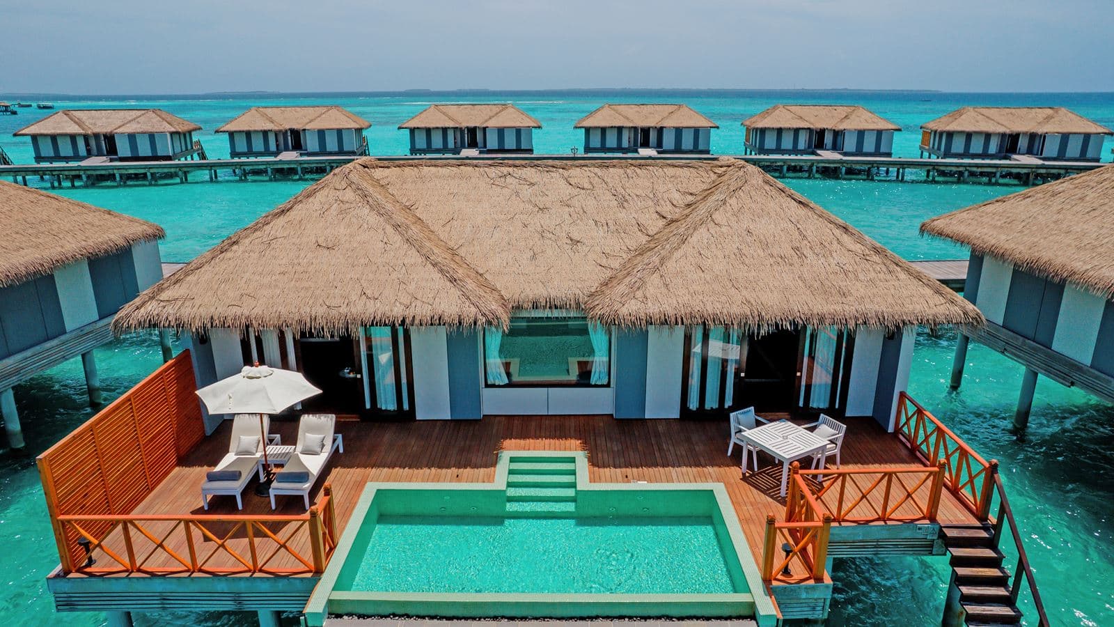 rooms-water-villa-with-private-pool--king-villa-ocean-view-overwater-with-private-pool