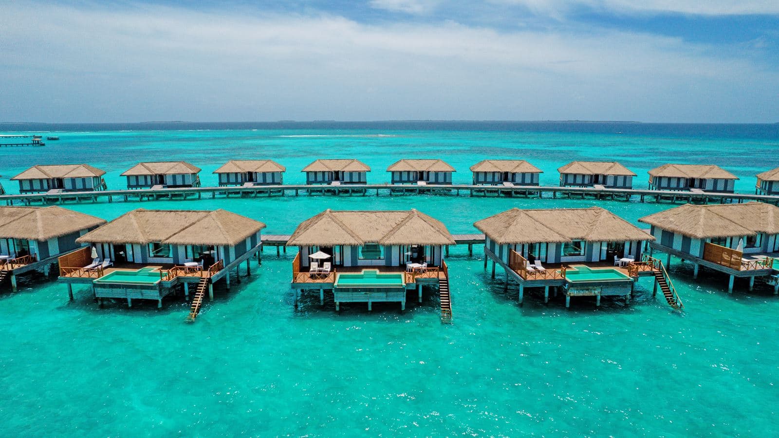 rooms-water-villa-with-private-pool--king-villa-ocean-view-overwater-with-private-pool