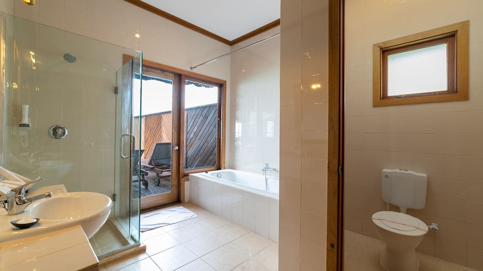 rooms-water-villa