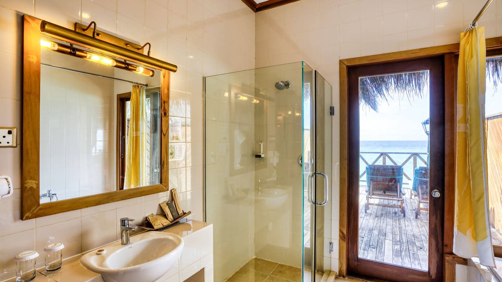 rooms-water-villa