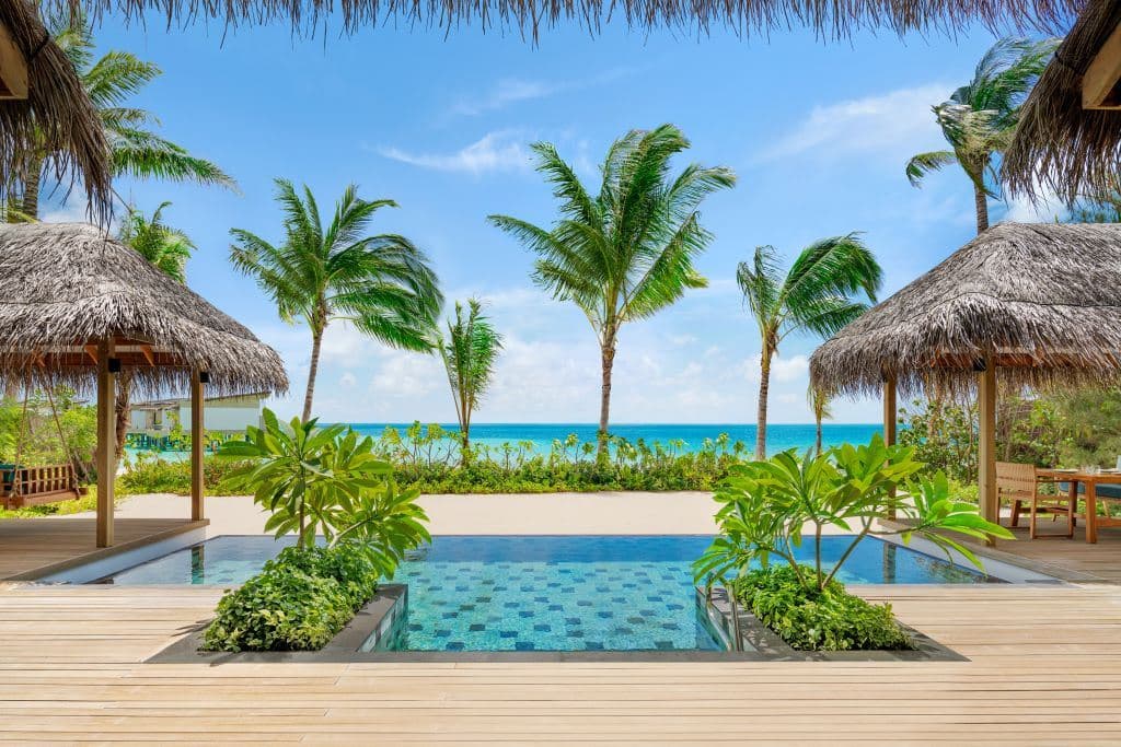 rooms-twobedroom-beach-pool-villa