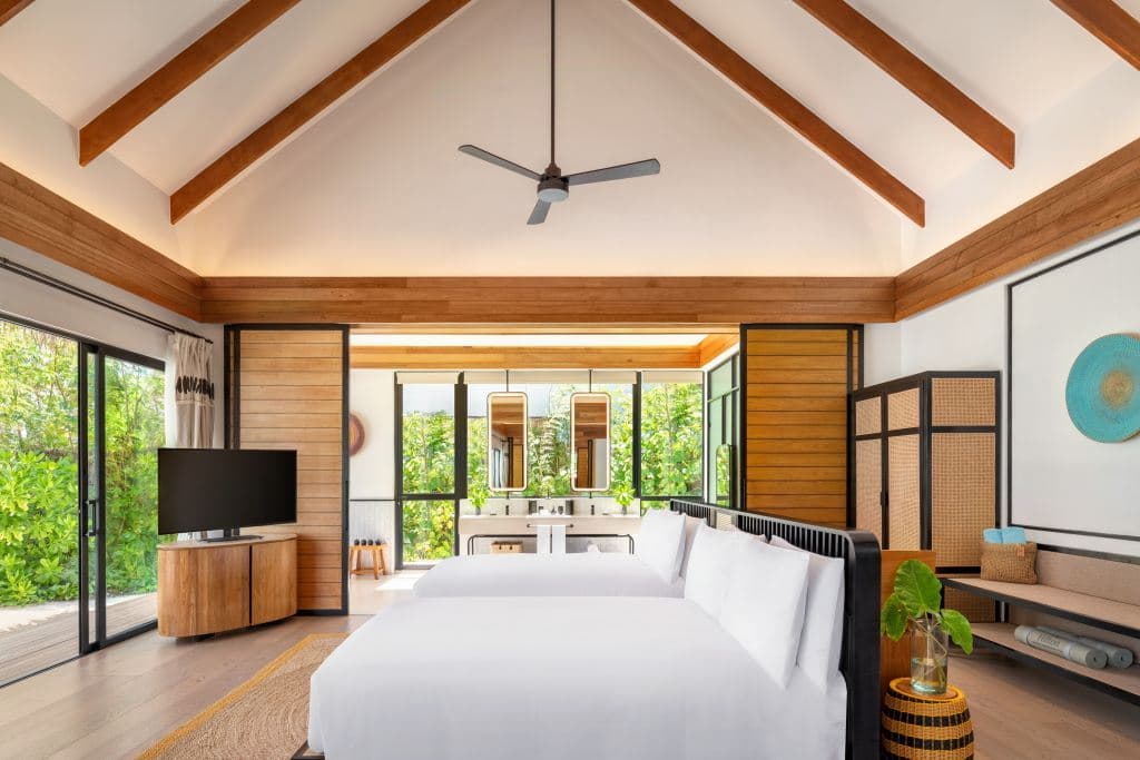 rooms-twobedroom-beach-pool-villa