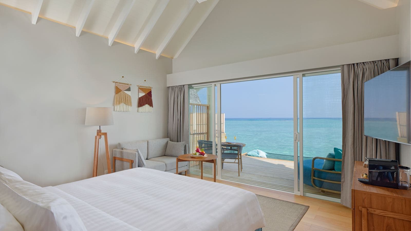 rooms-water-villa