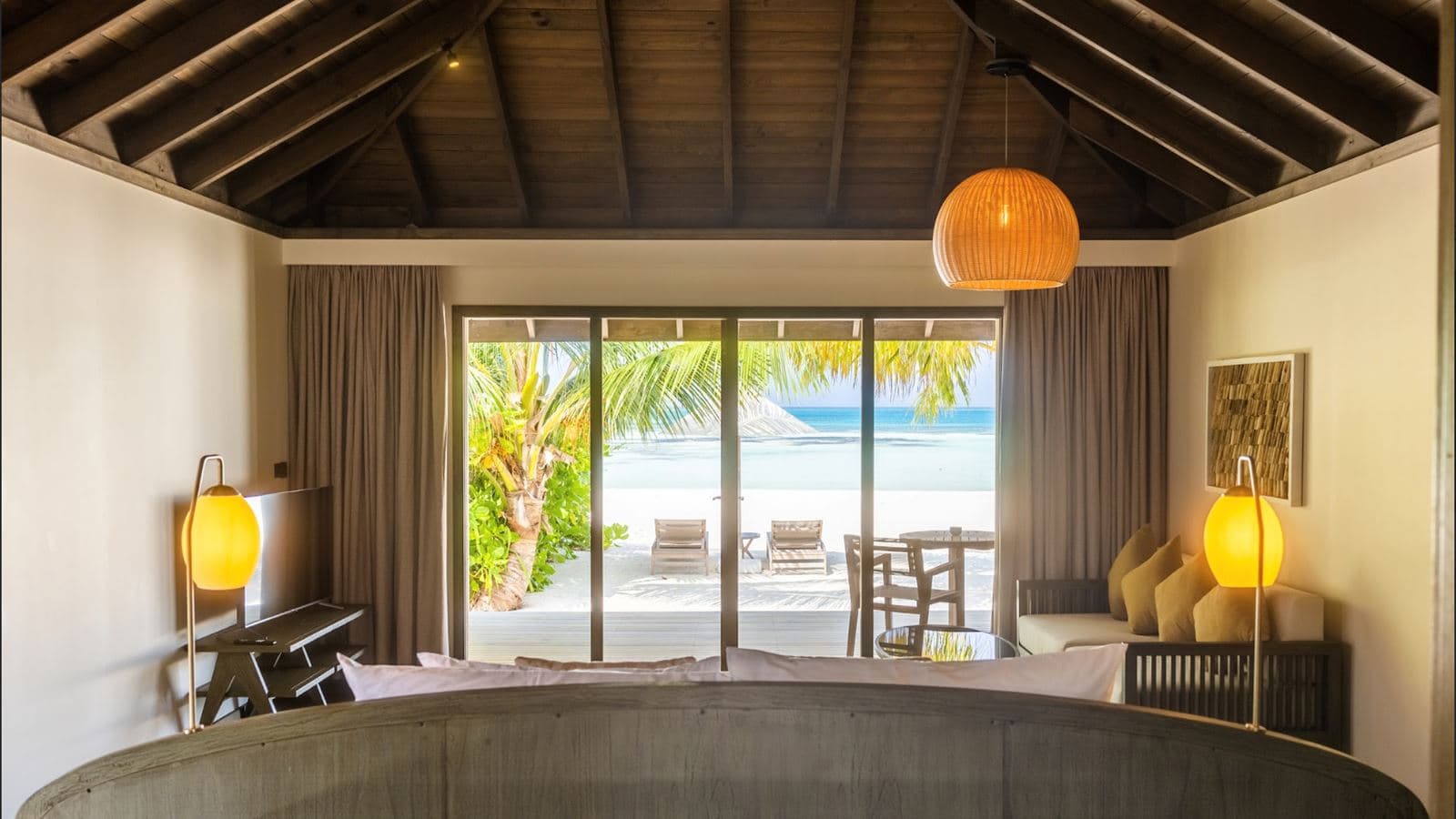 rooms-mabin-beach-villa