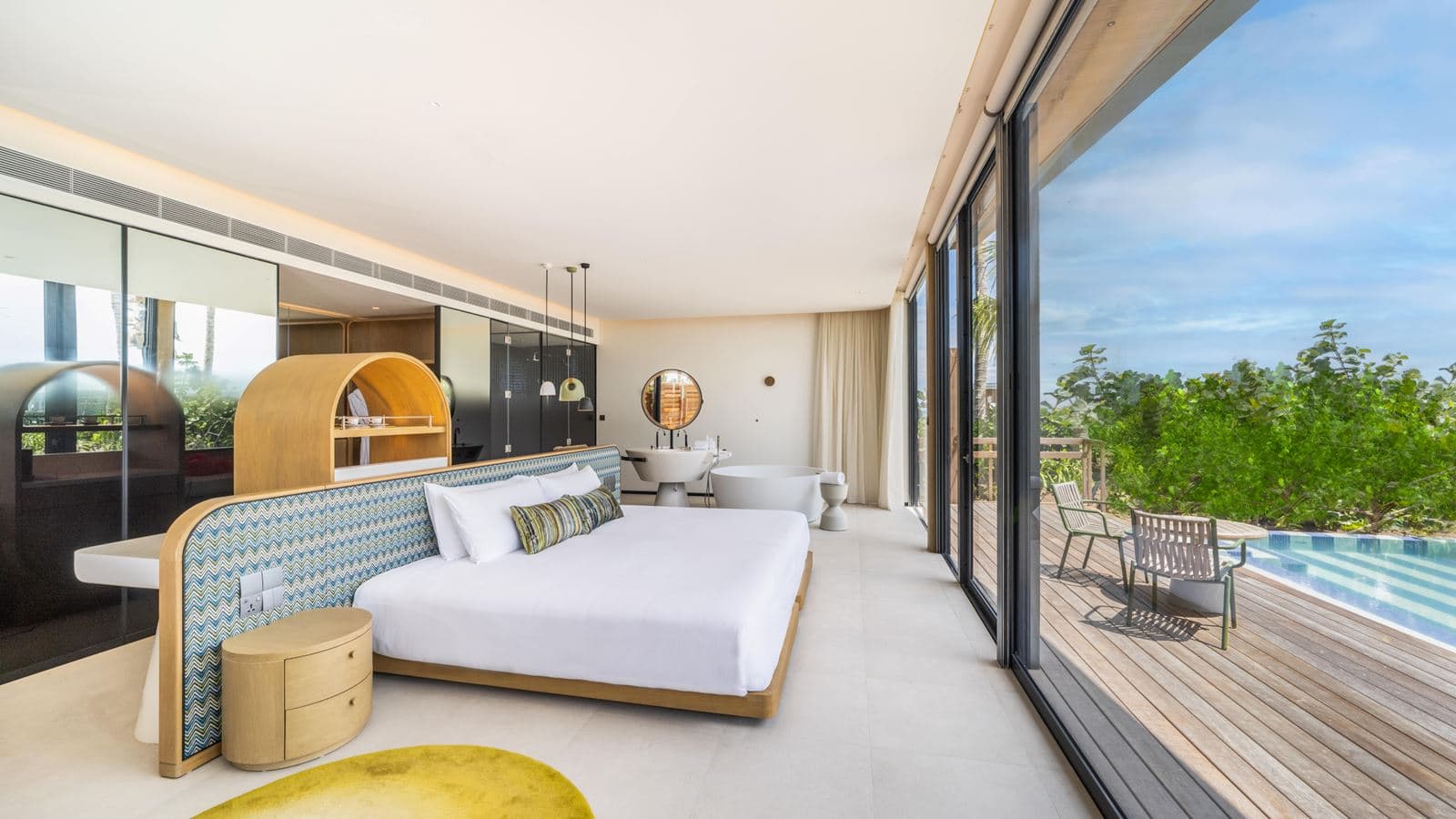 rooms-ocean-beach-pool-villa-collection