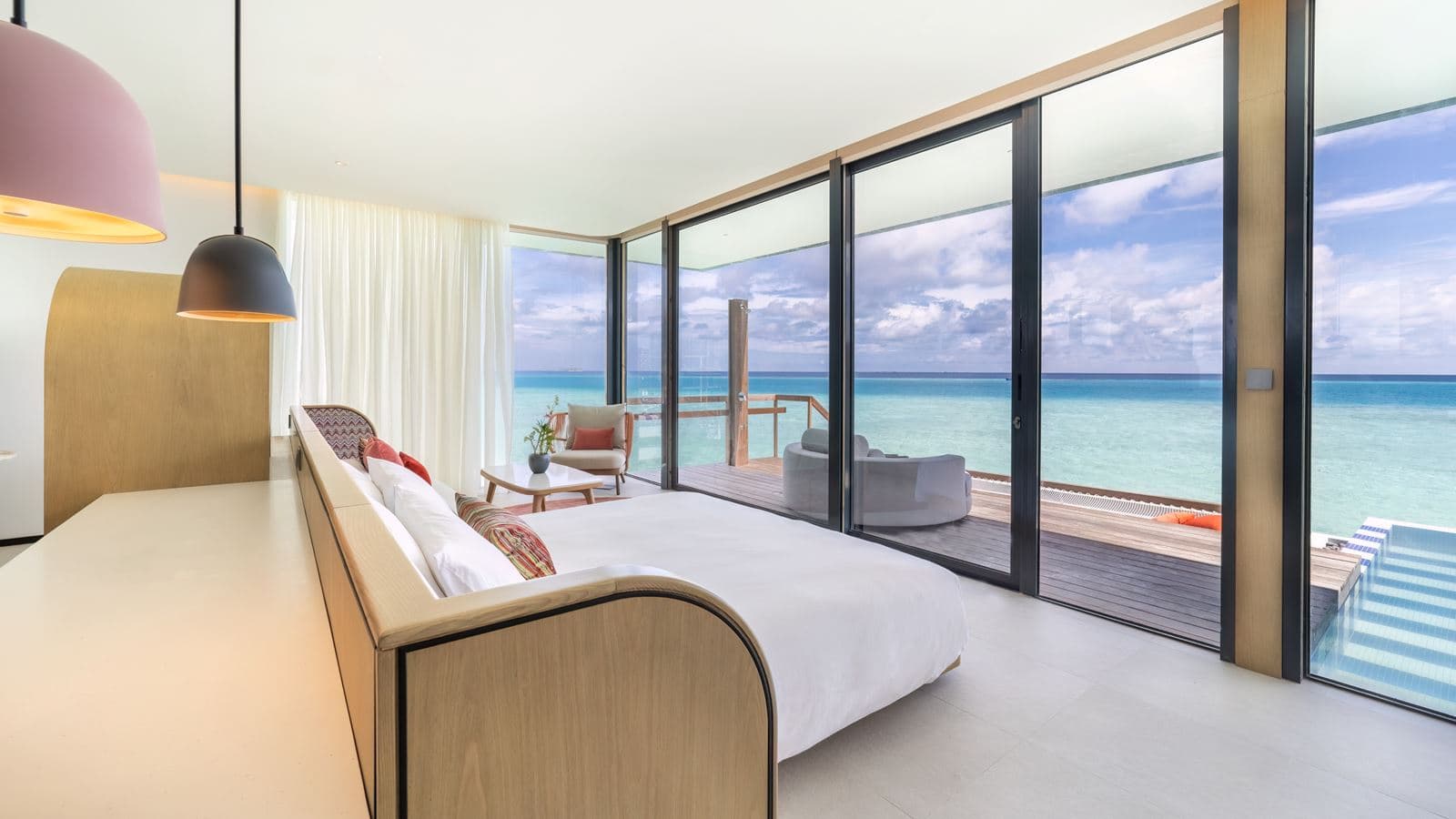 rooms-ocean-water-pool-villa-collection