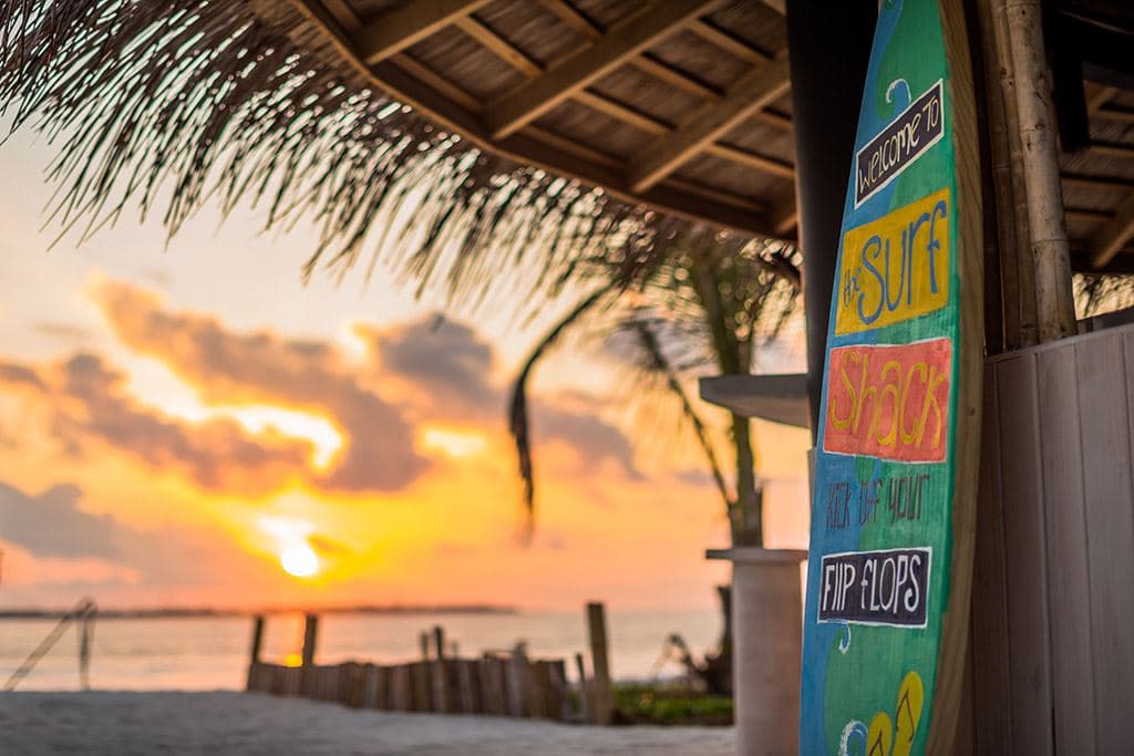 bars-surf-shack-bar