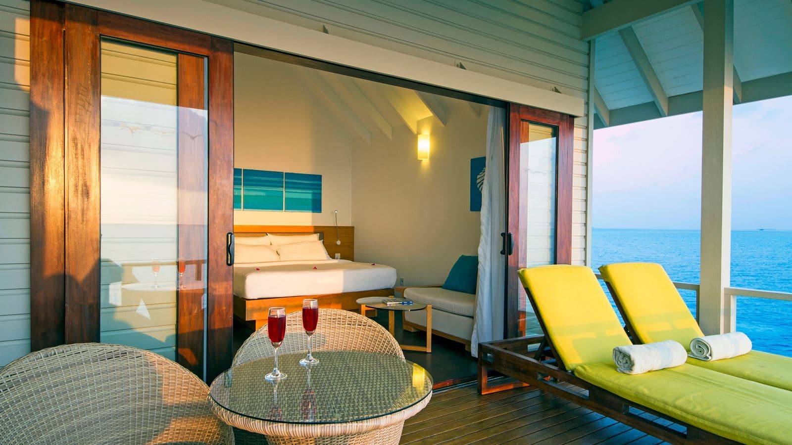 rooms-water-villa