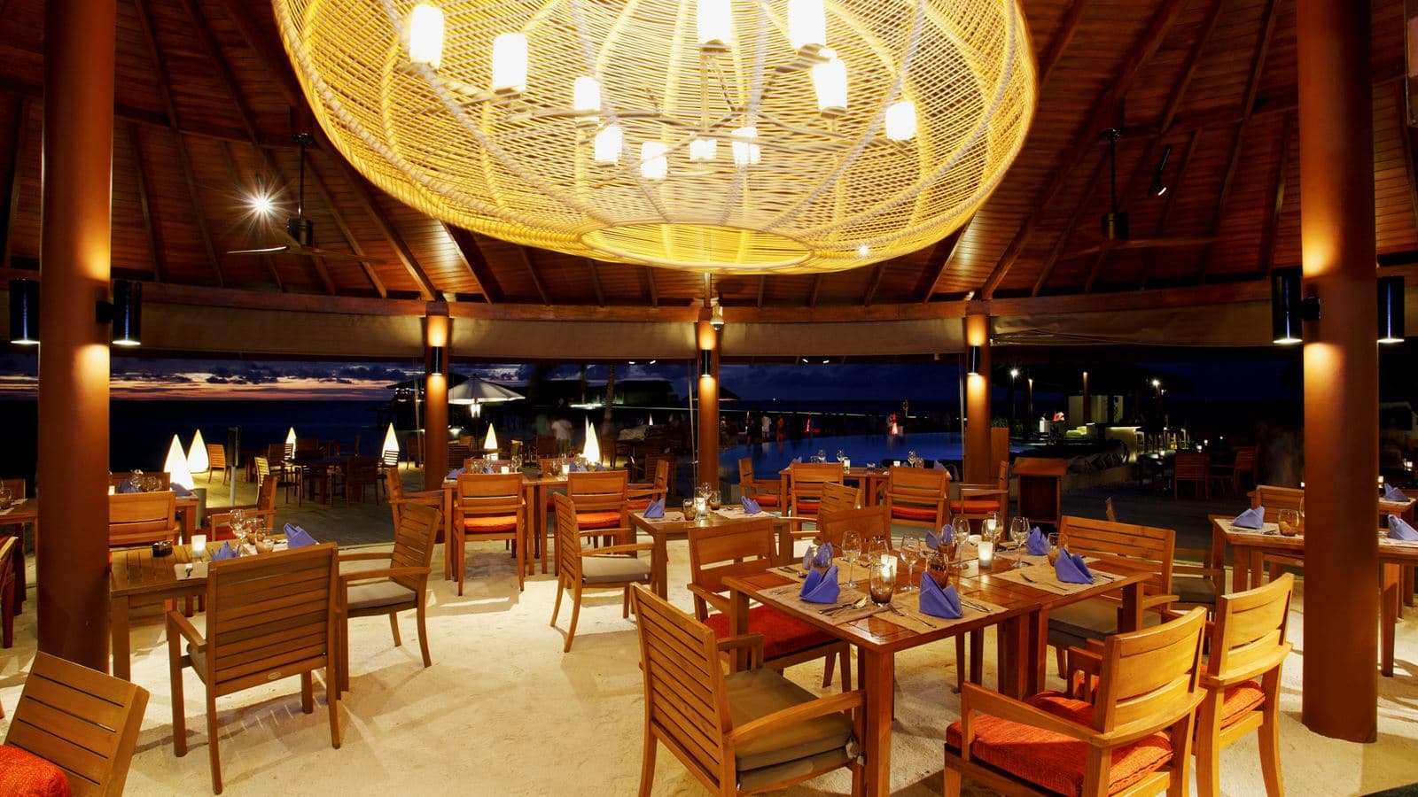 restaurants-suan-bua-thai-restaurant