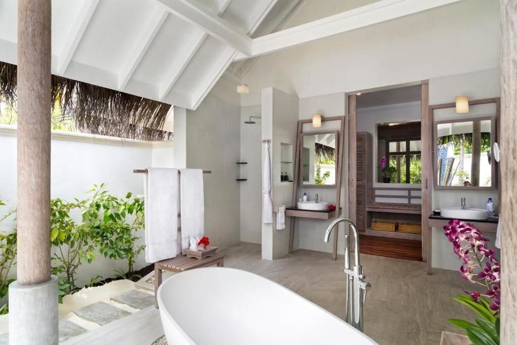rooms-two-bedroom-anantara-beach-pool-villa