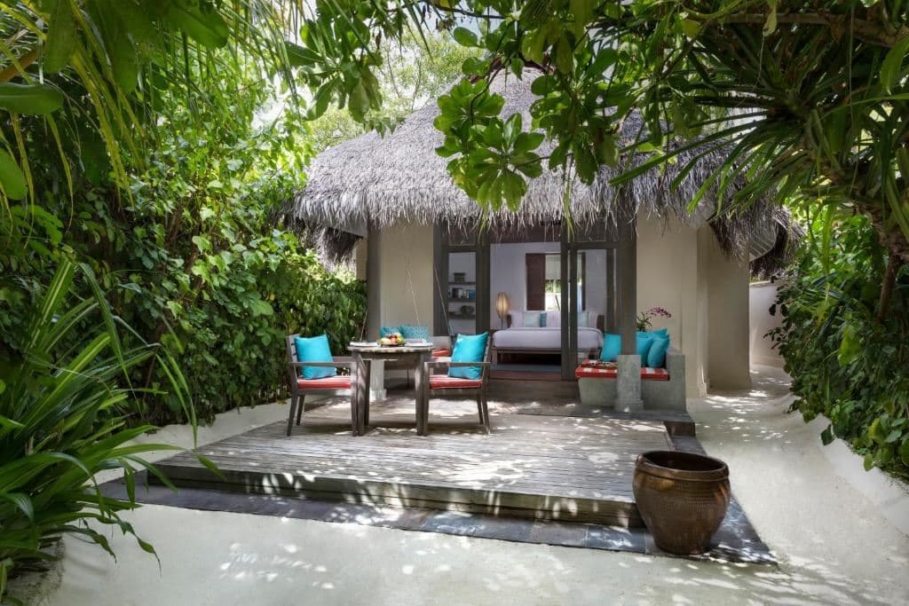 rooms-sunset-beach-villa