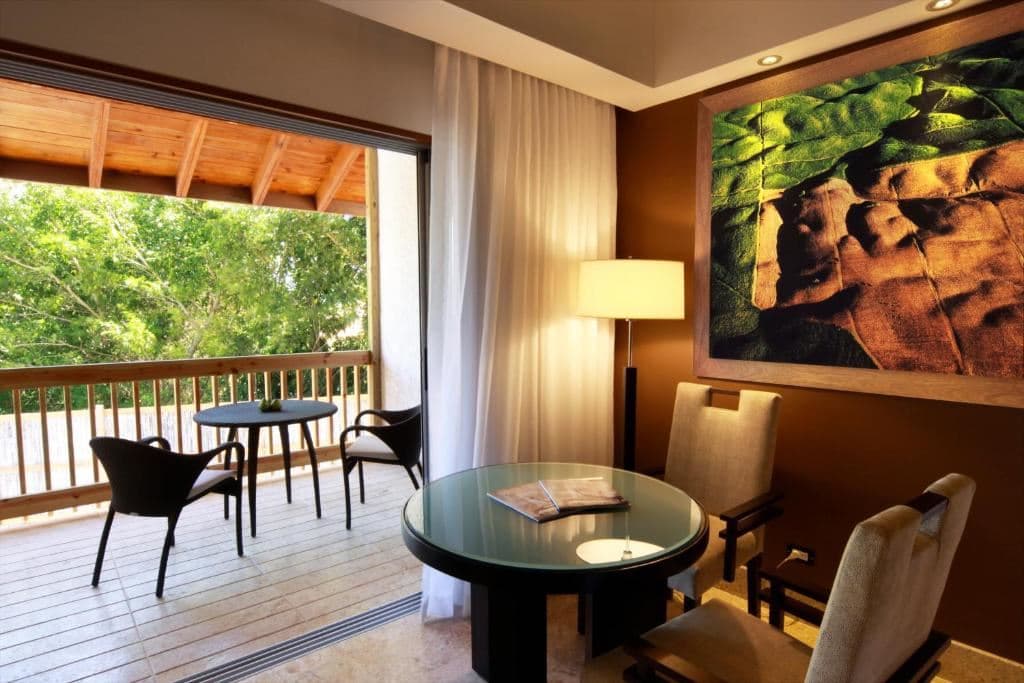 rooms-elite-balcony-room