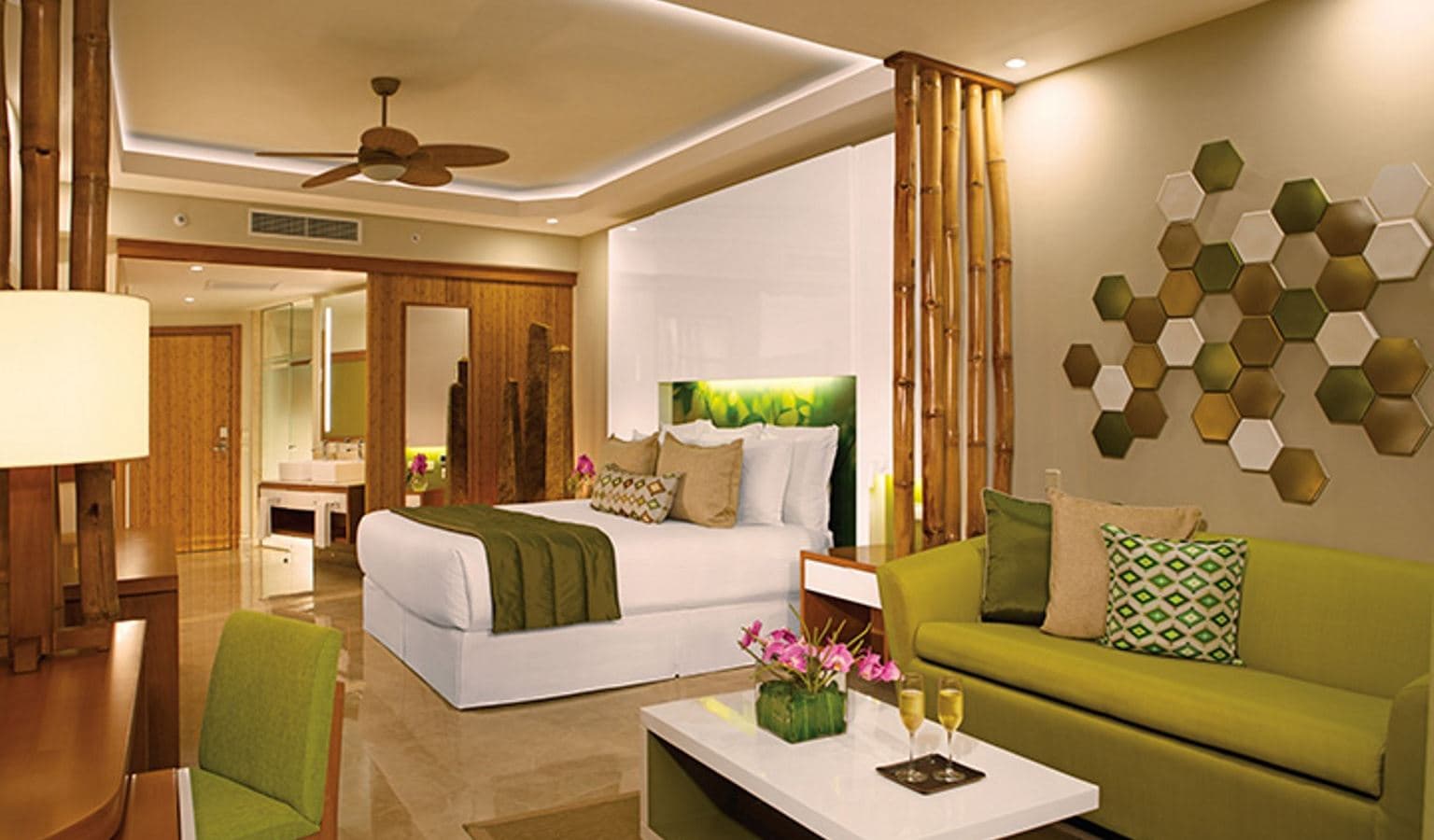 rooms-junior-suite-partial-ocean-view