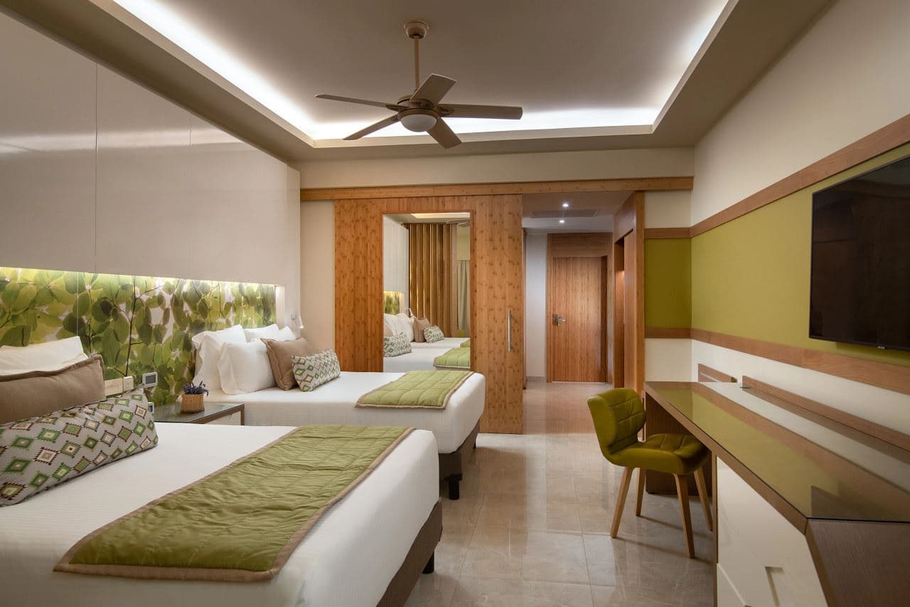 rooms-two-bedroom-family-suite