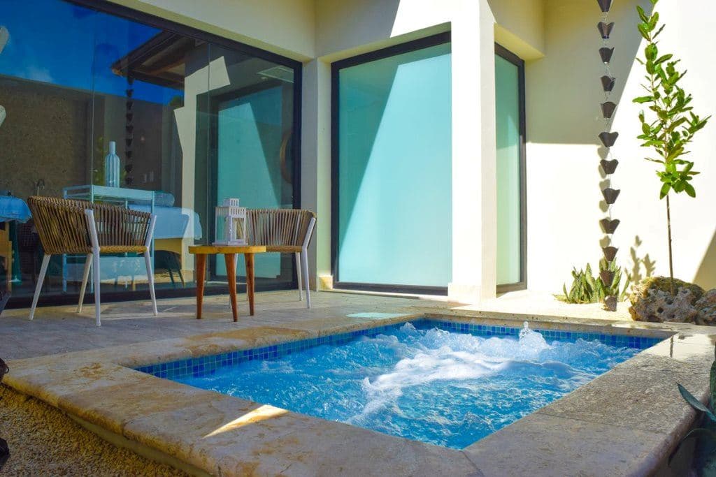 pools-indoor-pool