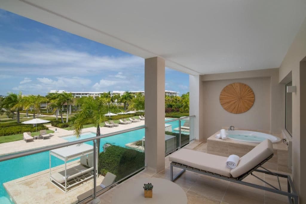rooms-family-concierge-master-suite