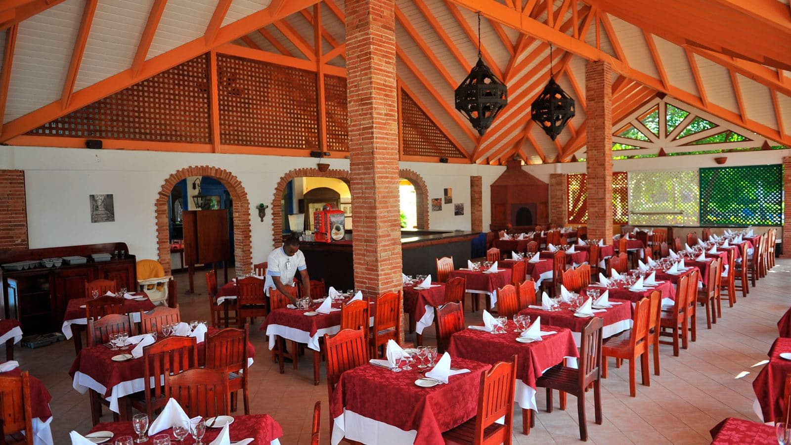 restaurants-la-trattoria