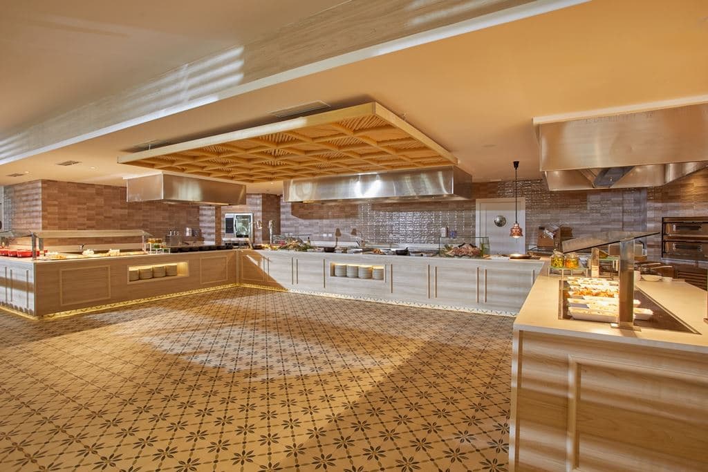 restaurants-caney-main-restaurant